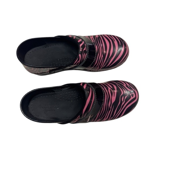 Sanita Professional Liv Patent Leather Nurse Clogs EUR 38 Womens Size 7.5 Zebra - Picture 3 of 7